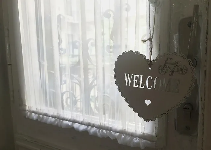 Shabby Chic | *