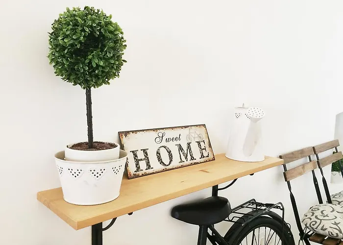Shabby Chic | Apartment *