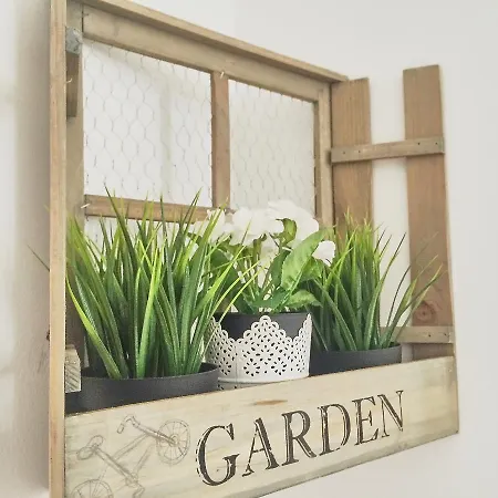 Shabby Chic | Apartment
