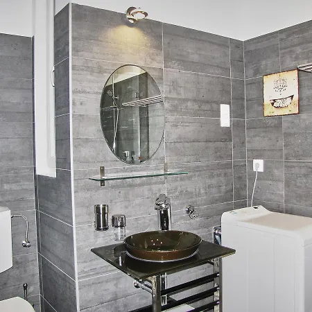 Shabby Chic | Budapest